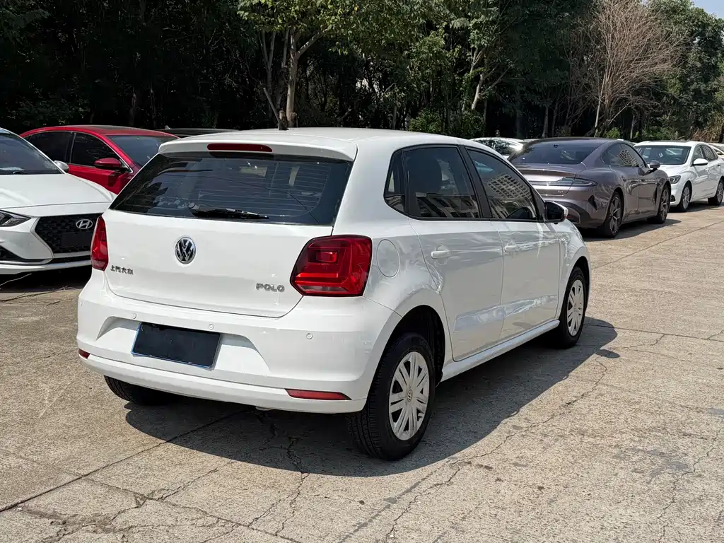 Volkswagen Polo — миниатюра 9