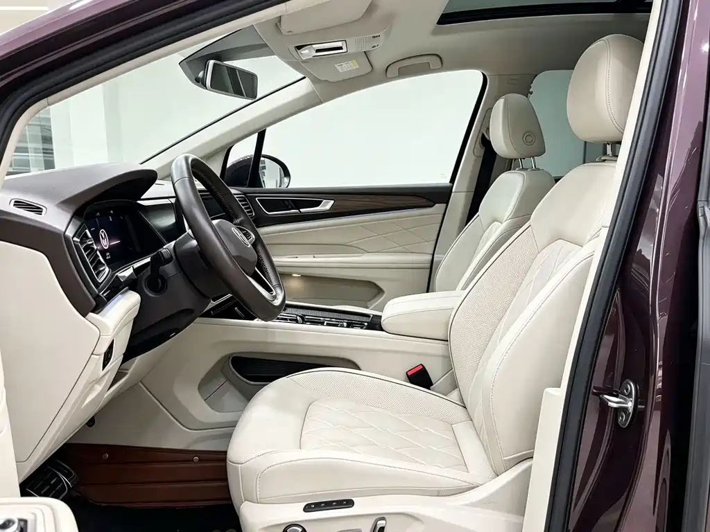 Volkswagen Viloran — миниатюра 7