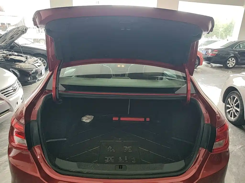 Buick Excelle — миниатюра 19