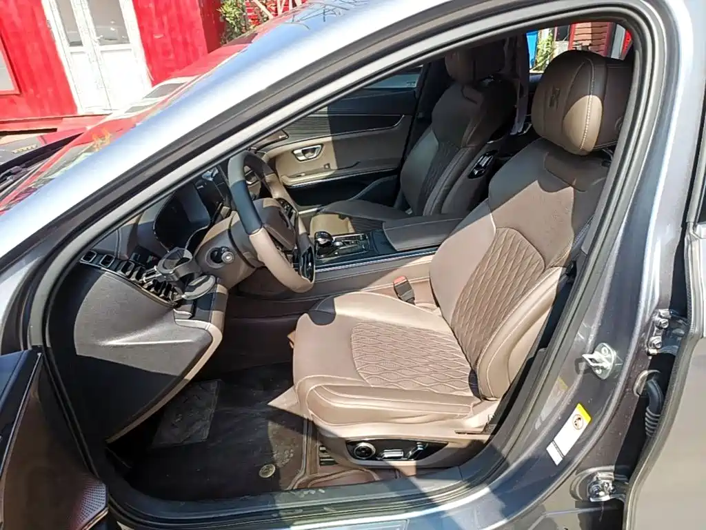 BYD Han — миниатюра 15