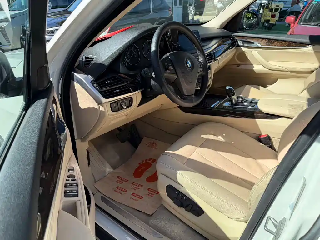 BMW X5 (Import) — миниатюра 20