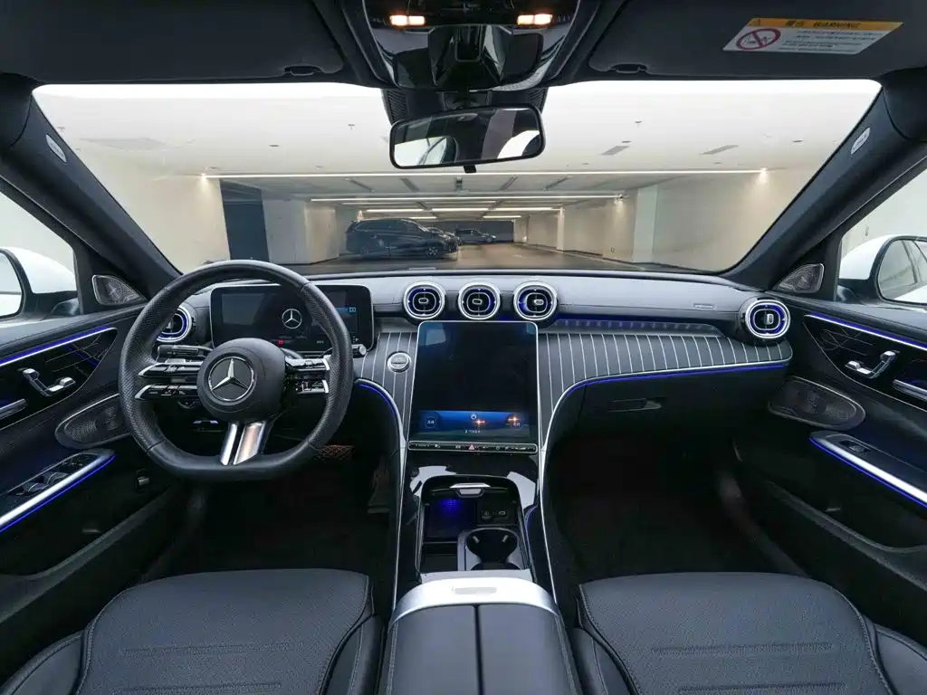 Mercedes-Benz C-Class — миниатюра 21