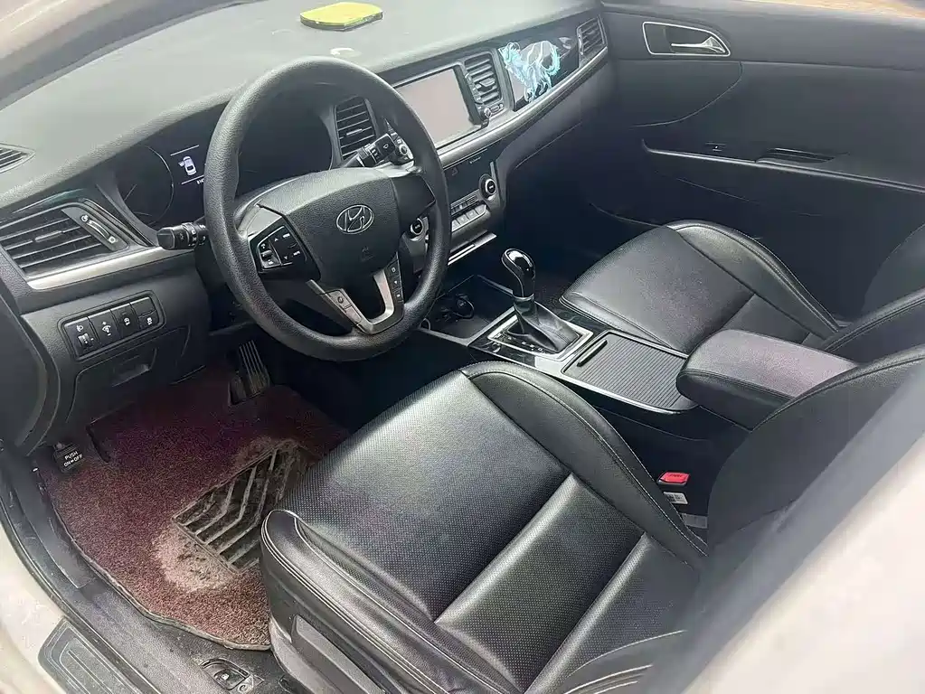 Hyundai Mistra — миниатюра 4