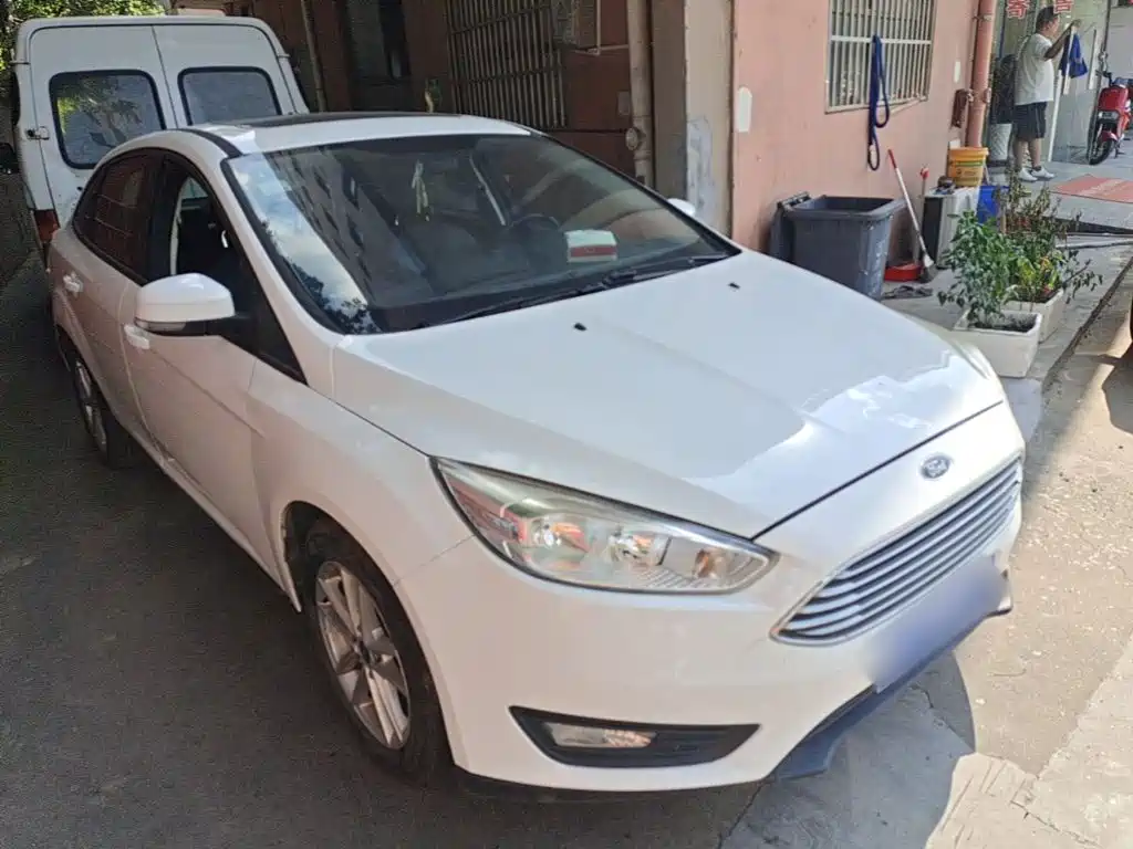Ford Focus — миниатюра 4