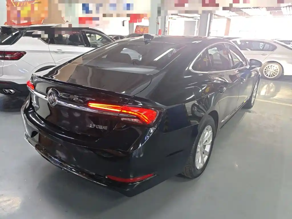 Buick LaCrosse — миниатюра 7