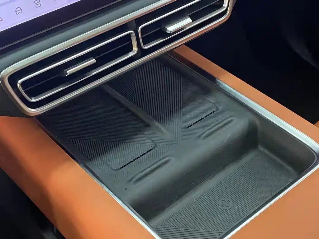 Li Auto Li L6 — миниатюра 4