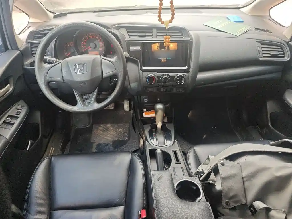 Honda Fit — миниатюра 5