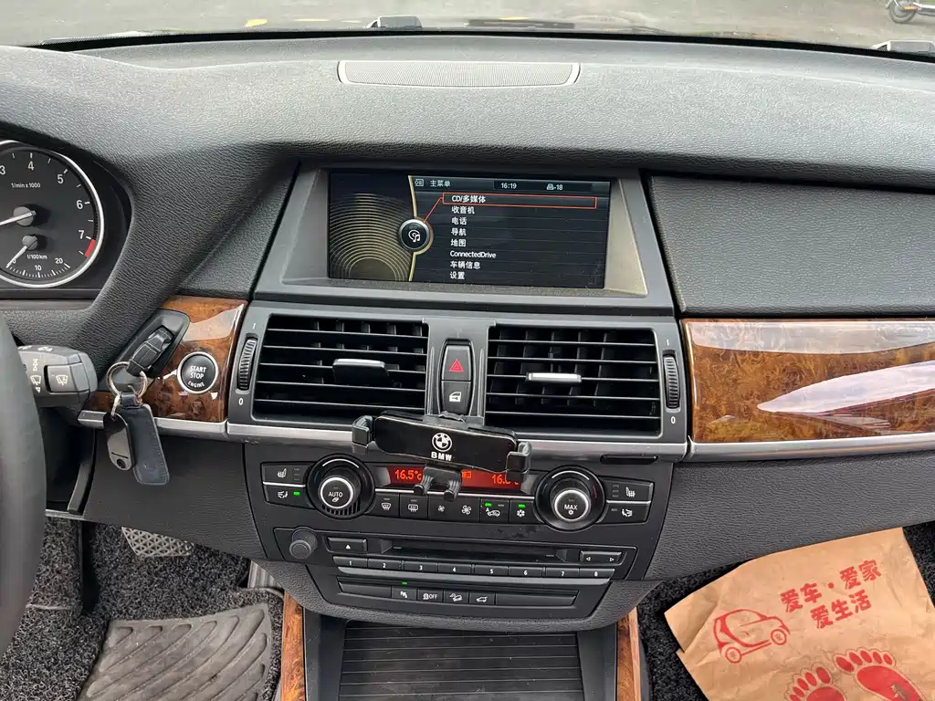 BMW X5 (Import) — миниатюра 18
