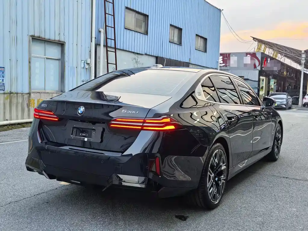BMW 5 Series 5 2025 530Li Premium M Sport