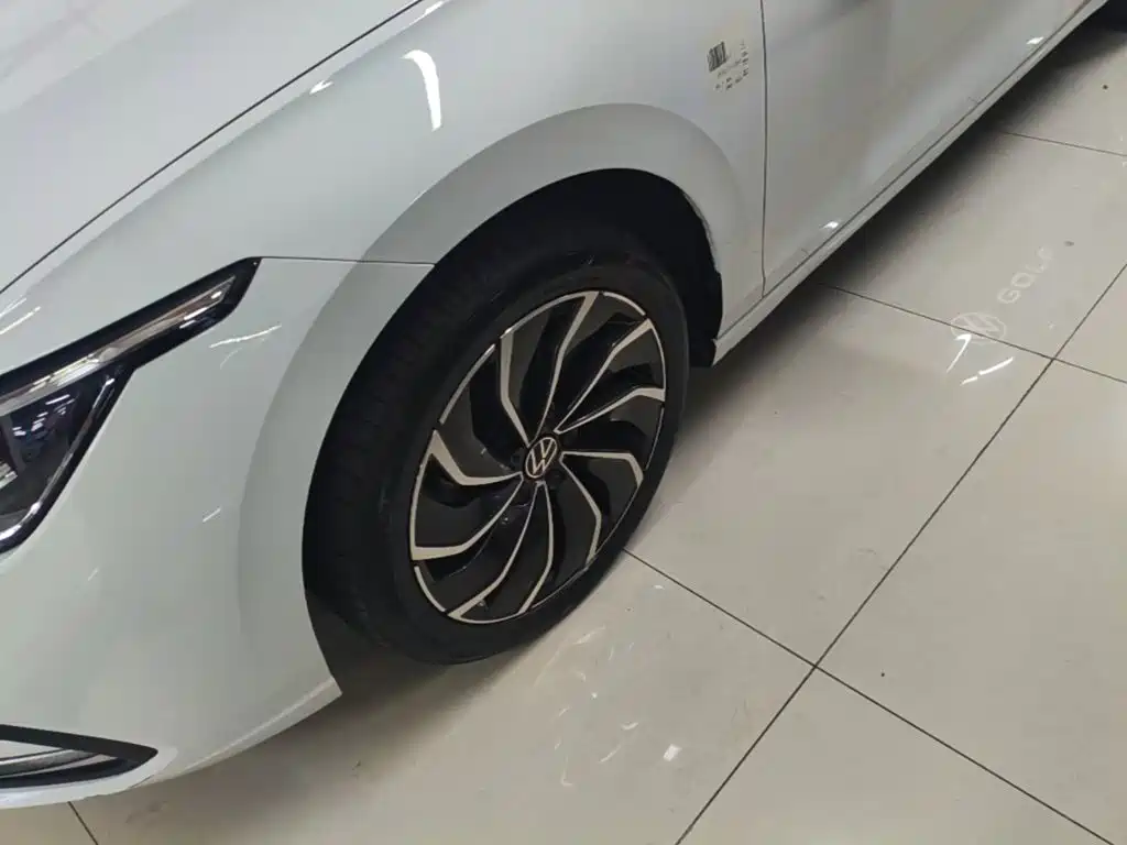 Volkswagen Golf — миниатюра 23