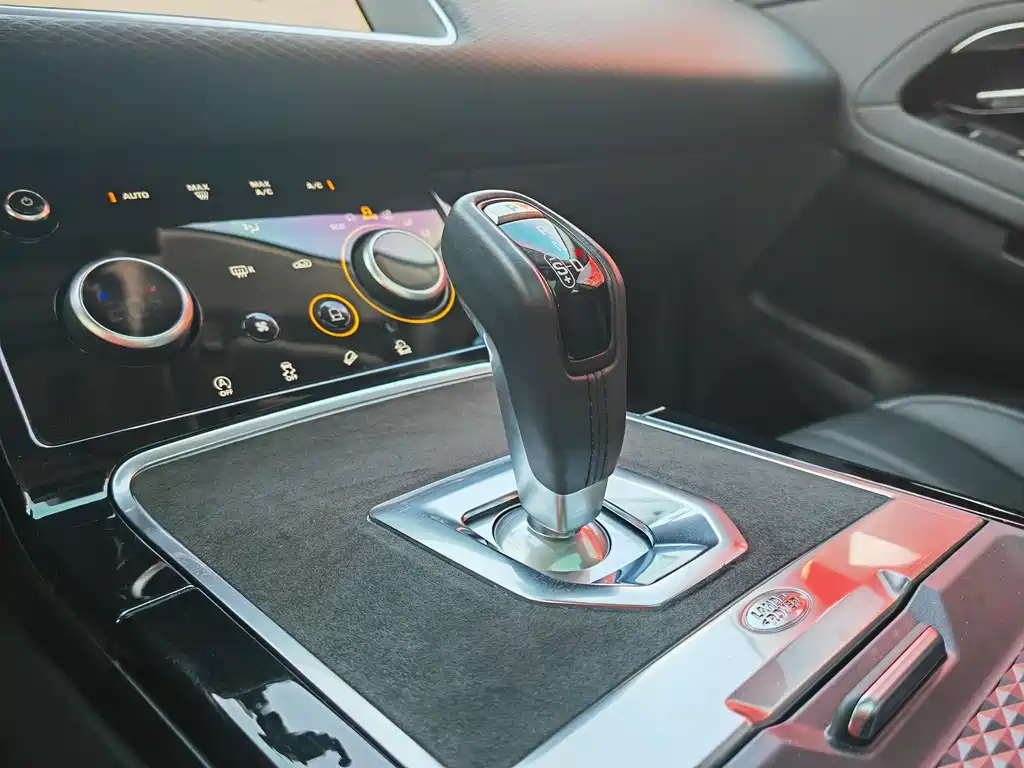 LAND ROVER RANGE ROVER AURORA