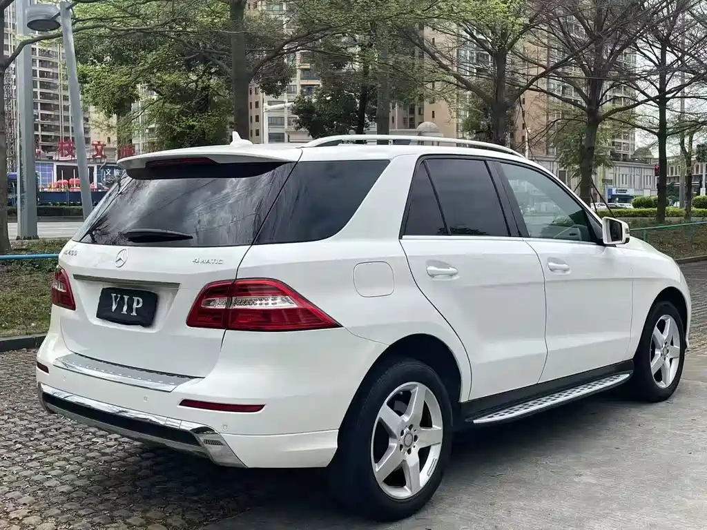 Mercedes-Benz M-Class — миниатюра 7