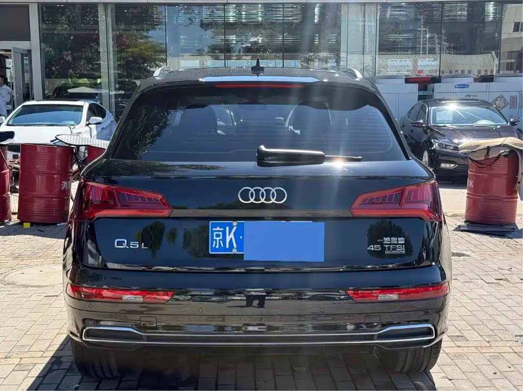 Audi Q5L — миниатюра 17