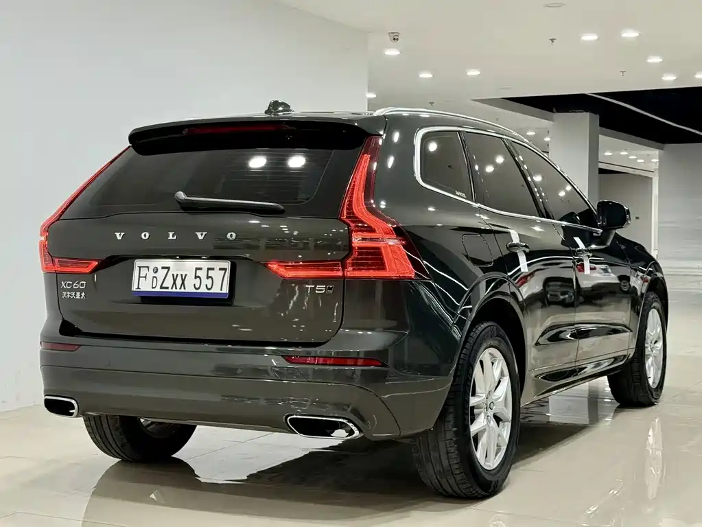 Volvo XC60 — миниатюра 4