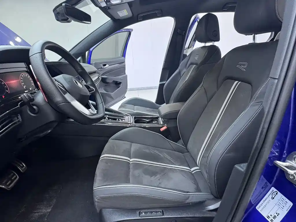 Volkswagen Golf — миниатюра 9