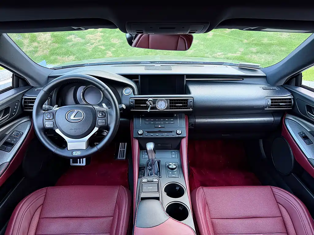 Lexus RC — миниатюра 17