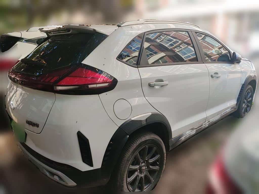 CHERY Tiggo 3x 1.5 л 2023 г. Белый, пробег 5600 км