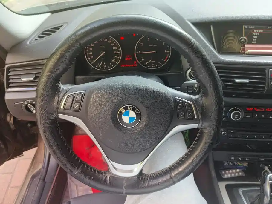 BMW X1 — миниатюра 15