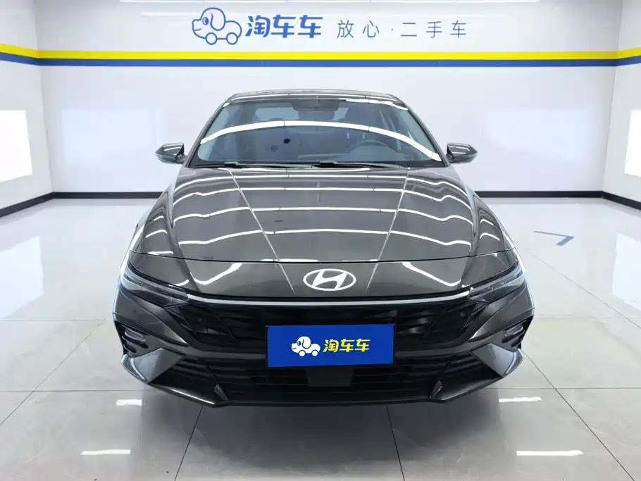 Hyundai Elantra — миниатюра 2