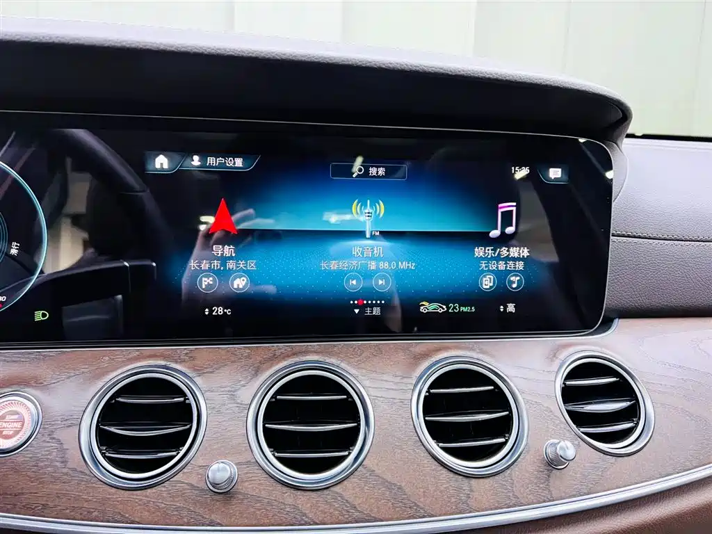 MERCEDES-BENZ E CLASS