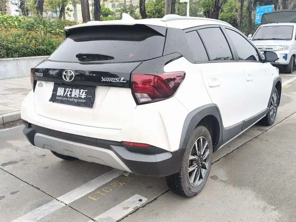 TOYOTA YARIS L ZHIXUAN