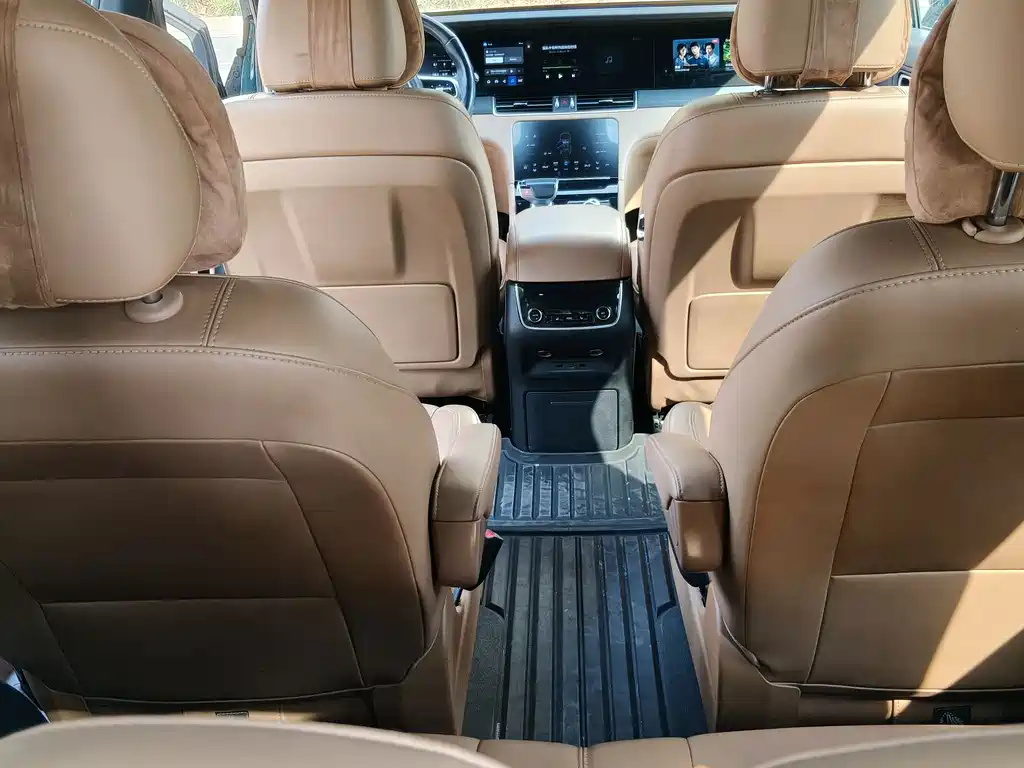 Li Auto Li ONE — миниатюра 9