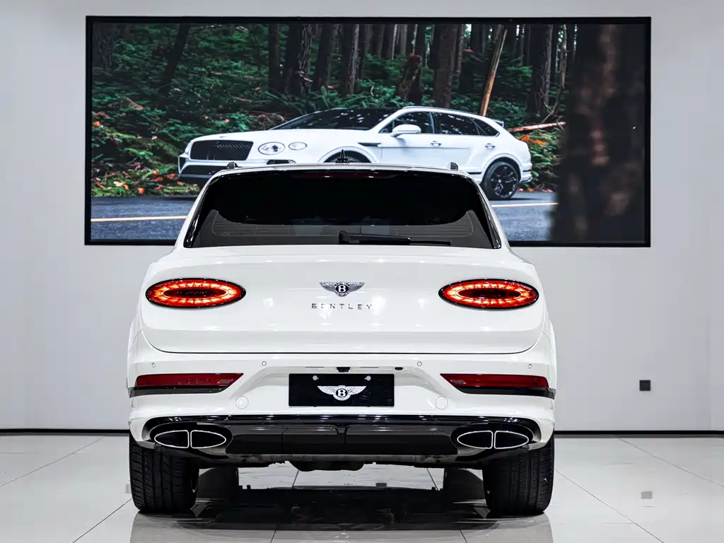 Bentley Bentayga — миниатюра 5