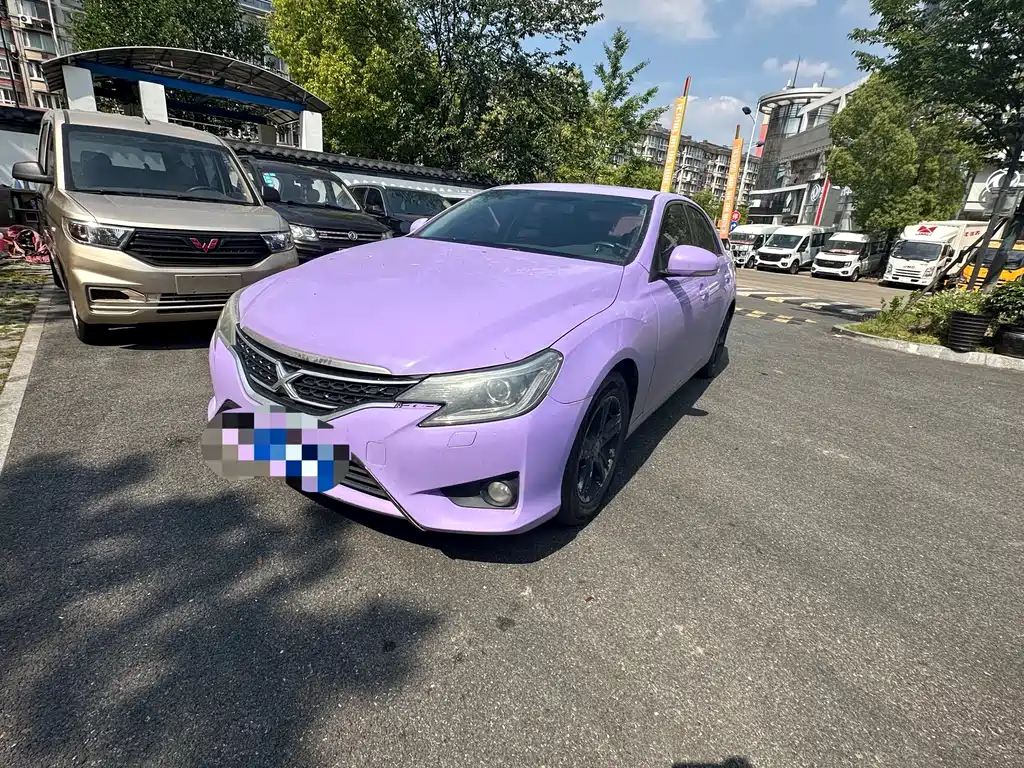Toyota Reiz 2015
