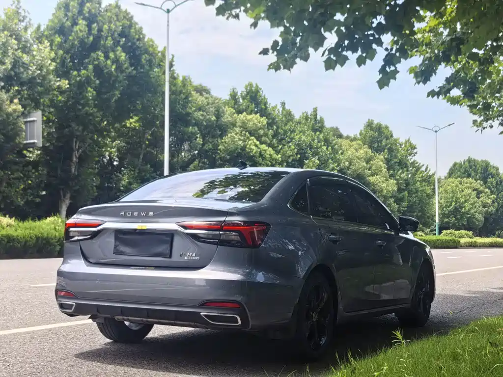 Roewe i6 MAX — миниатюра 4