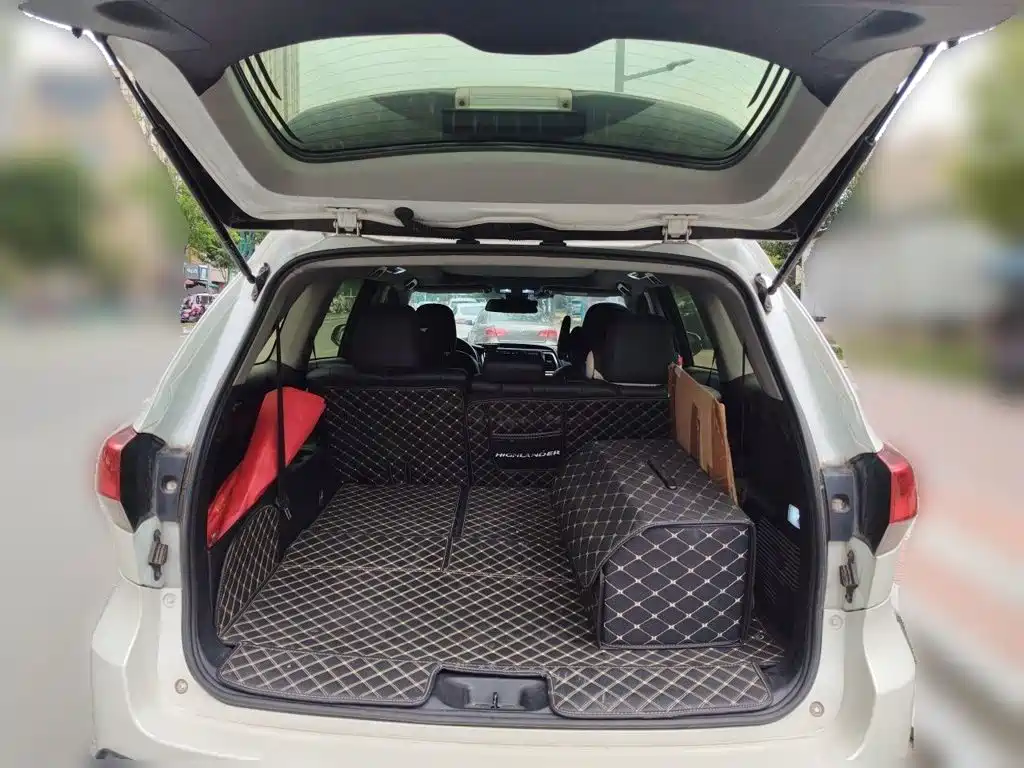 Toyota Highlander — миниатюра 15