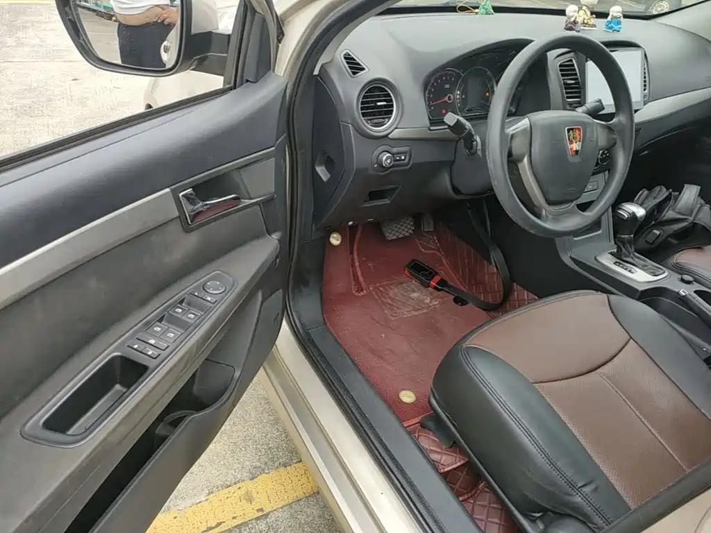 Roewe 350 — миниатюра 15