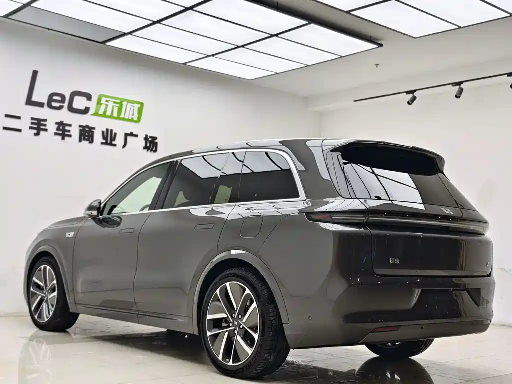 Li Auto IDEAL L8