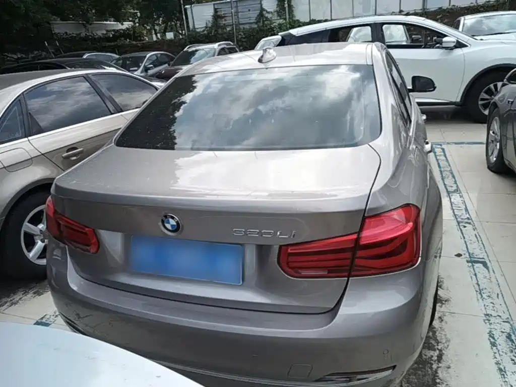 BMW 3 Series — миниатюра 6