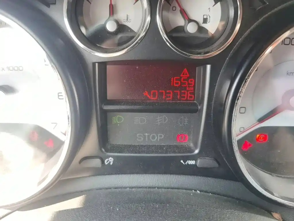 Peugeot 308 — миниатюра 17