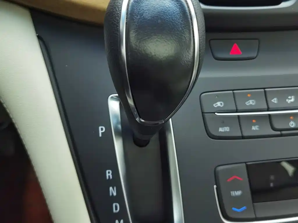 Buick GL8 — миниатюра 13