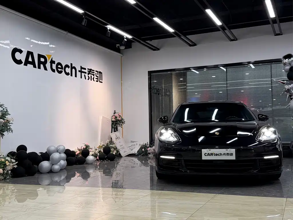 Porsche Panamera Hybrid — миниатюра 2