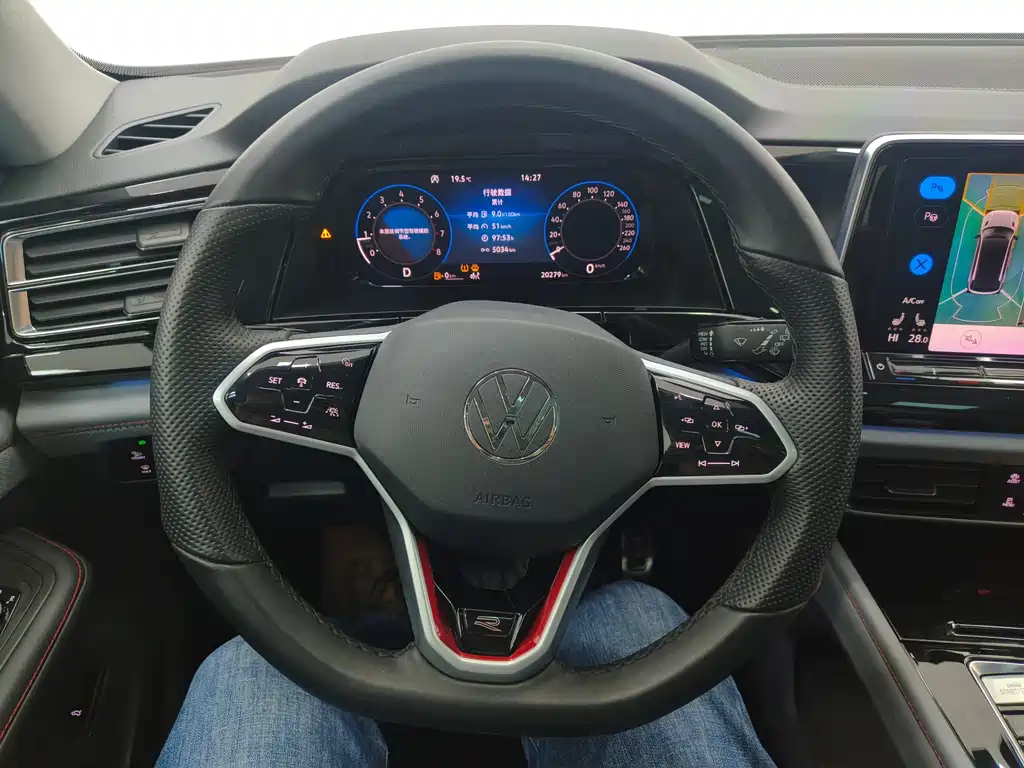 VOLKSWAGEN TOURANG