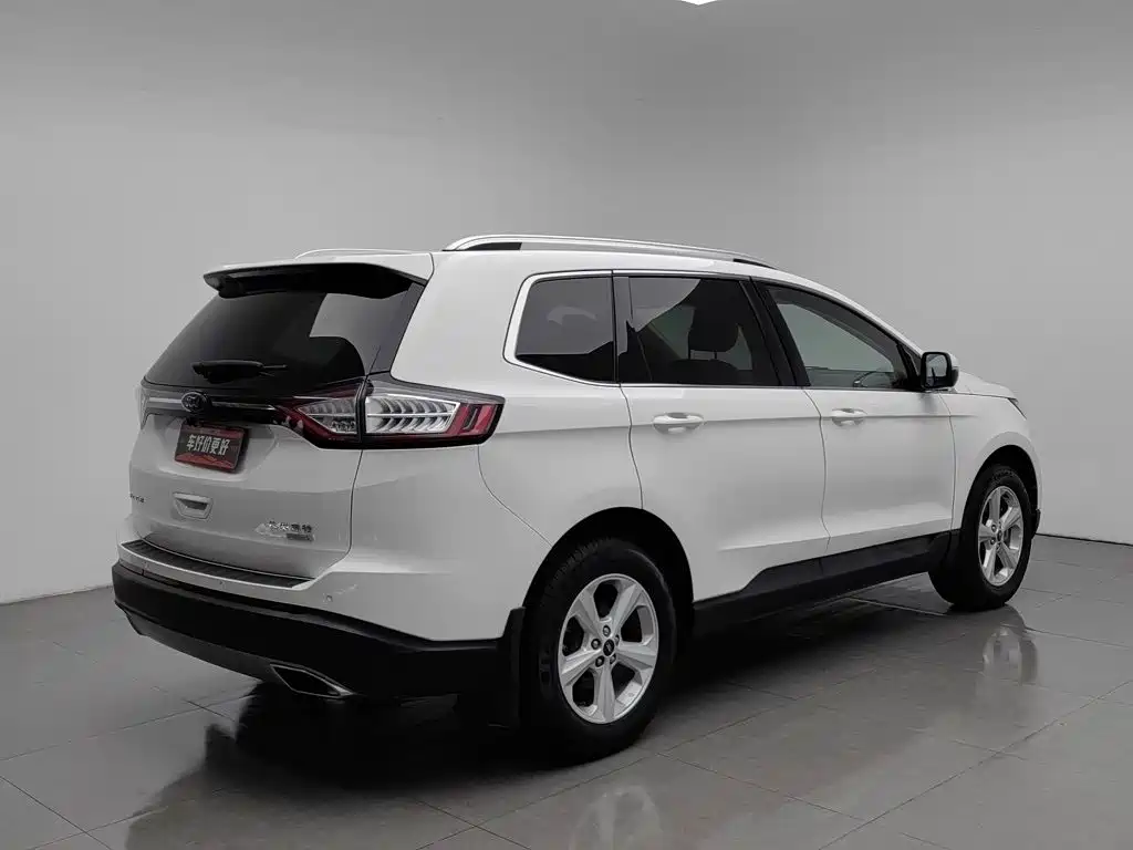 Ford Edge — миниатюра 2