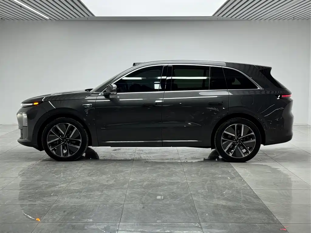 Li Auto IDEAL L6