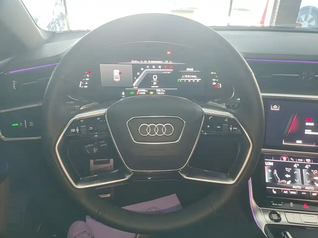 Audi A7L — миниатюра 11