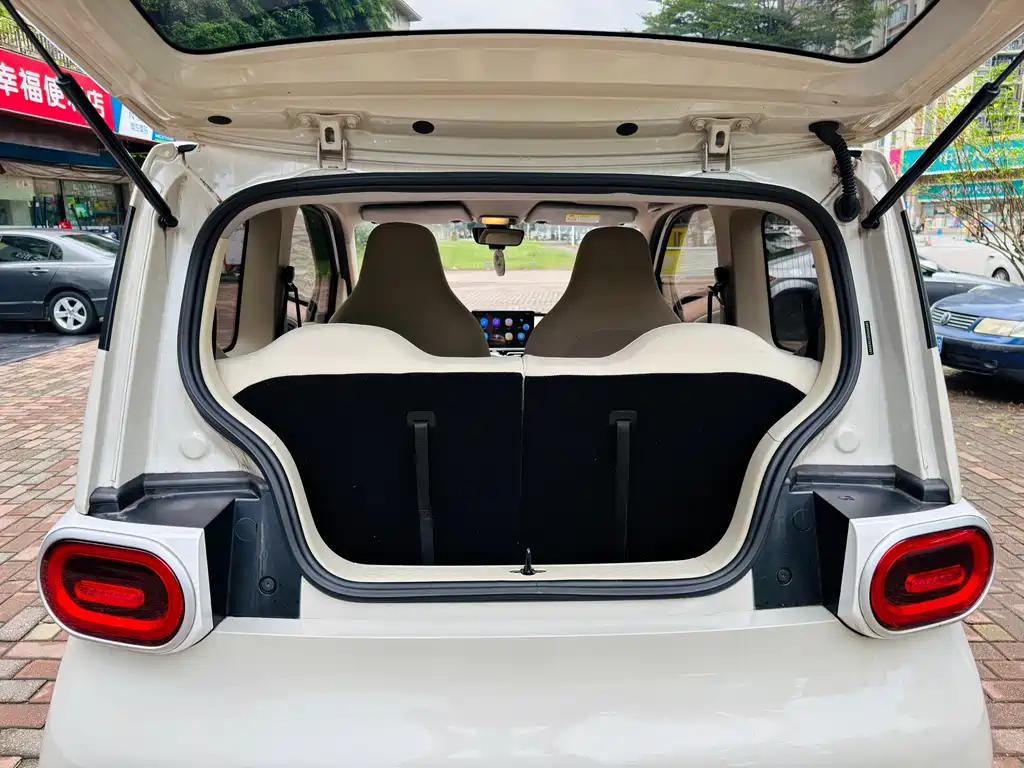 Wuling MINIEV — миниатюра 15