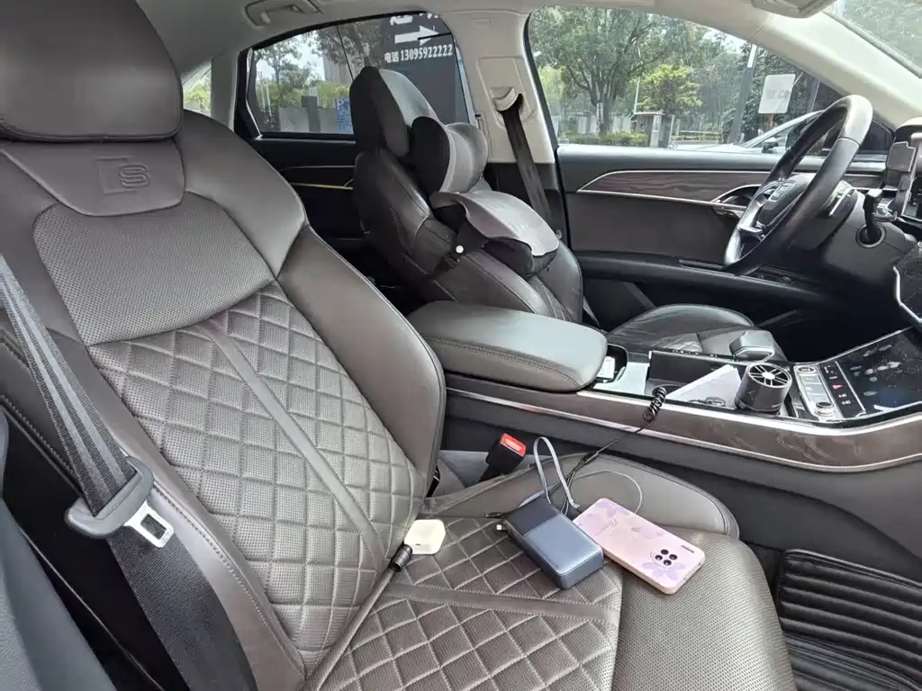 Audi A8 — миниатюра 3