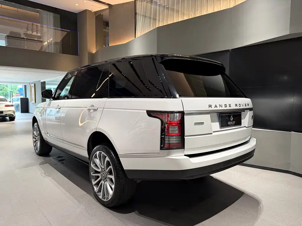 Land Rover Range Rover — миниатюра 4