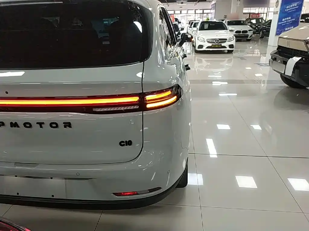 Leapmotor Leapmotor C10 — миниатюра 8