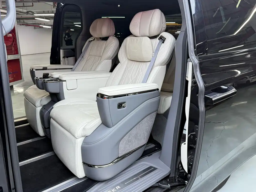 ZEEKR EXTREME KRYPTON 009