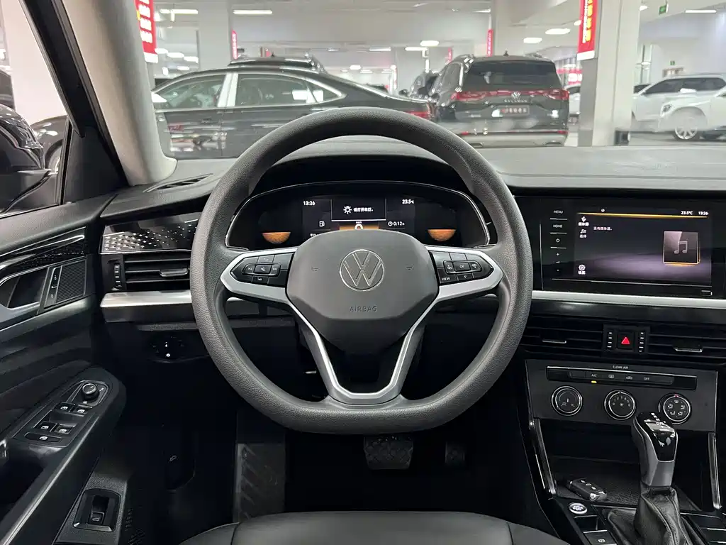 Volkswagen Passat — миниатюра 7