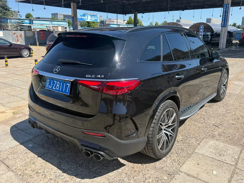 Mercedes-Benz GLC AMG — миниатюра 10