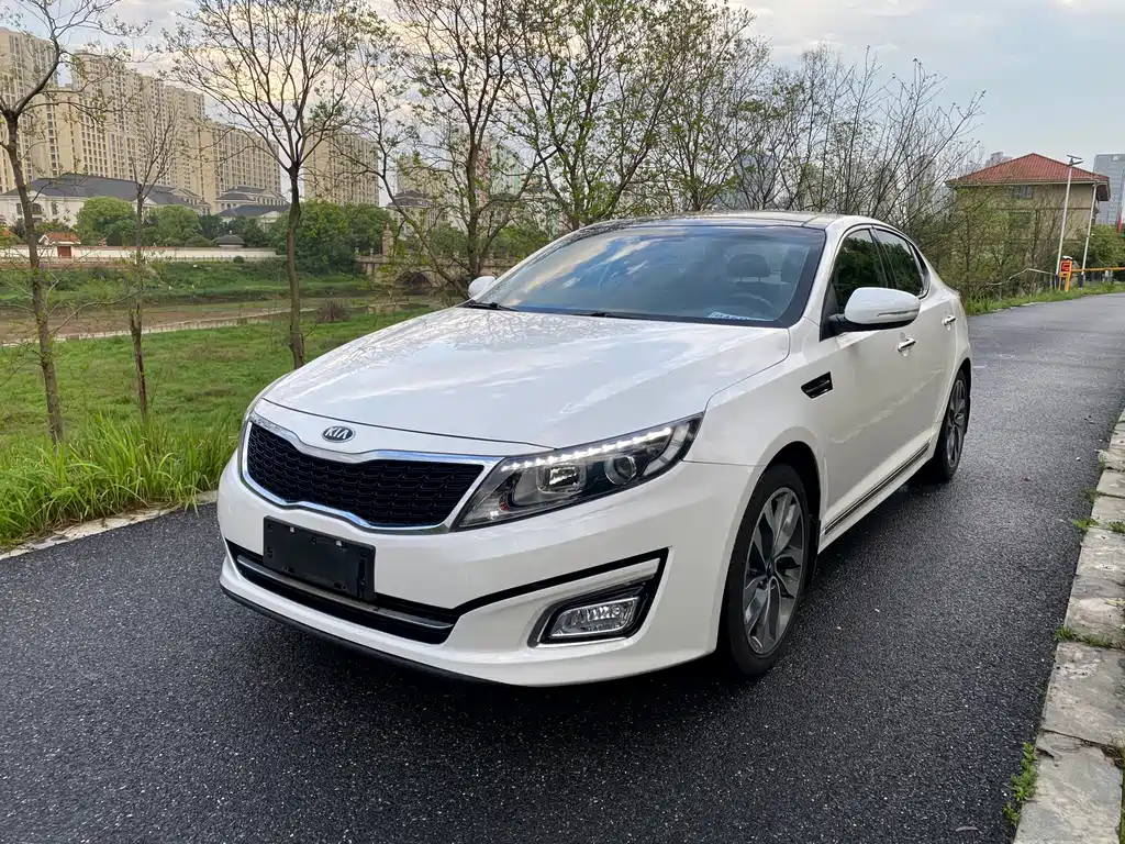 Kia K5 2015