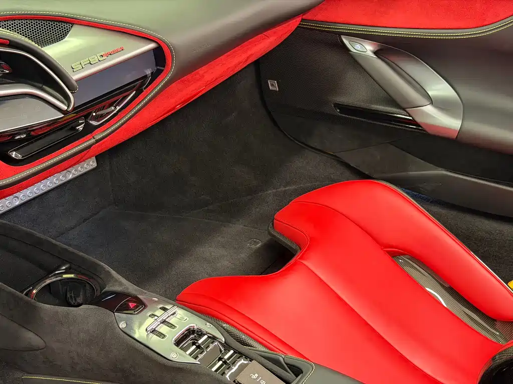 Ferrari SF90 2021 3.9T V8 Spider