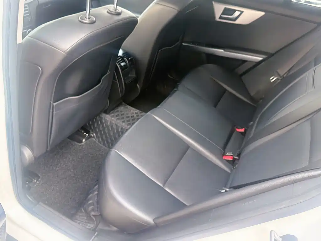 Mercedes-Benz GLK-Class — миниатюра 12